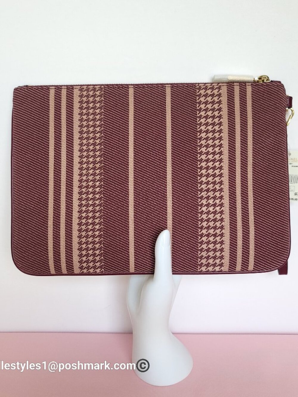 MICHAEL KORS Jet Set Signature Jacquard Large Zip Pouch Wristlet-Dark Berry⭐ - Picture 7 of 15